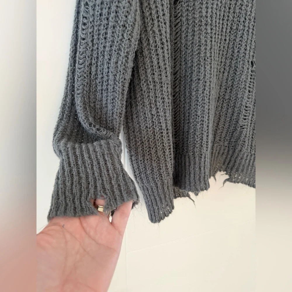Urban Outfitters Oversized Alston Distressed Knit Pullover Sweater, size small. - Picture 7 of 11